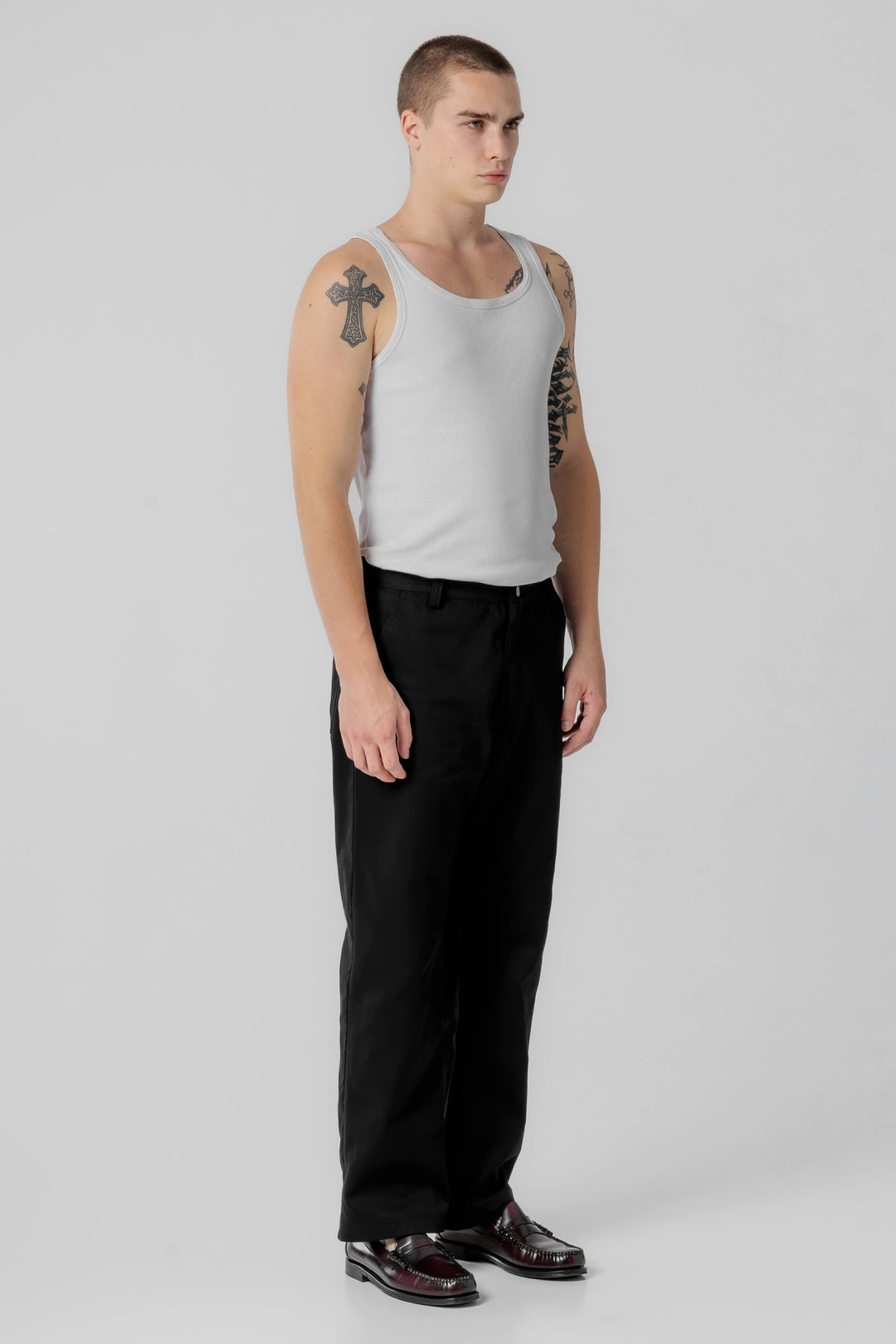 PANTS "ARC CUT"
