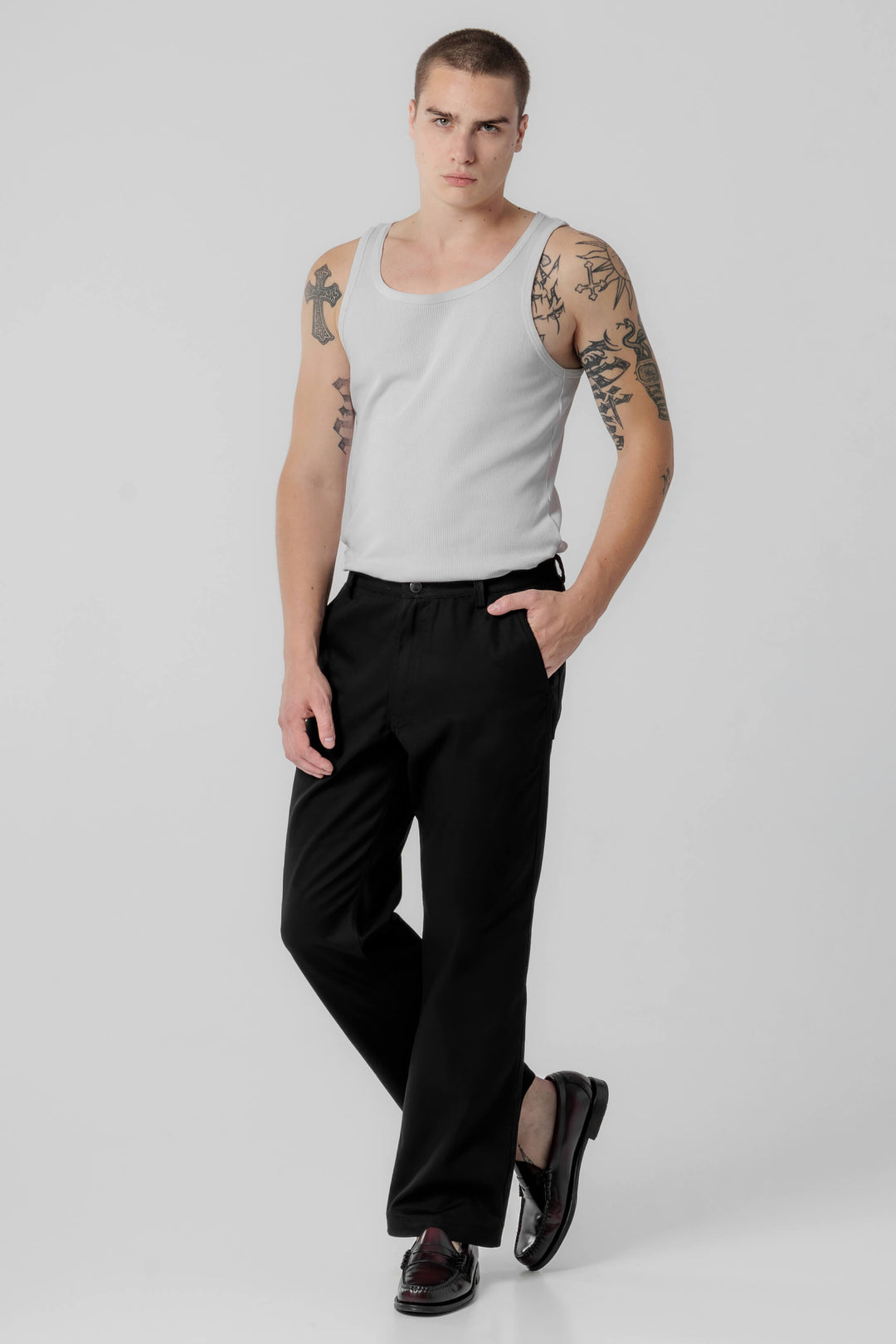 PANTS "ARC CUT"