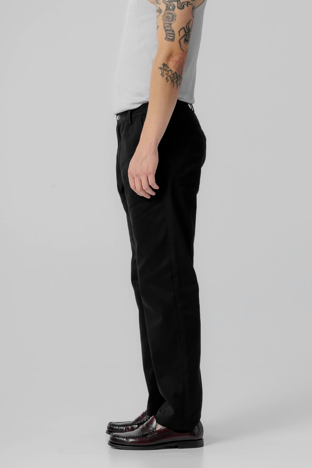 PANTS "ARC CUT"
