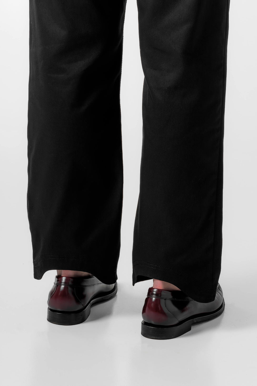 PANTS "ARC CUT"